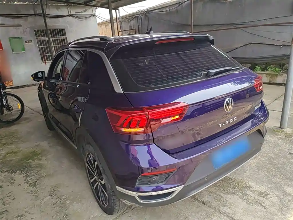 VOLKSWAGEN T-ROC EXPLORING SONGS