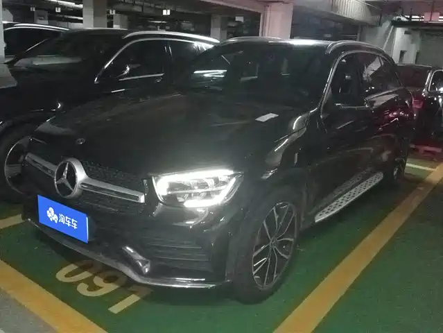 MERCEDES-BENZ GLC