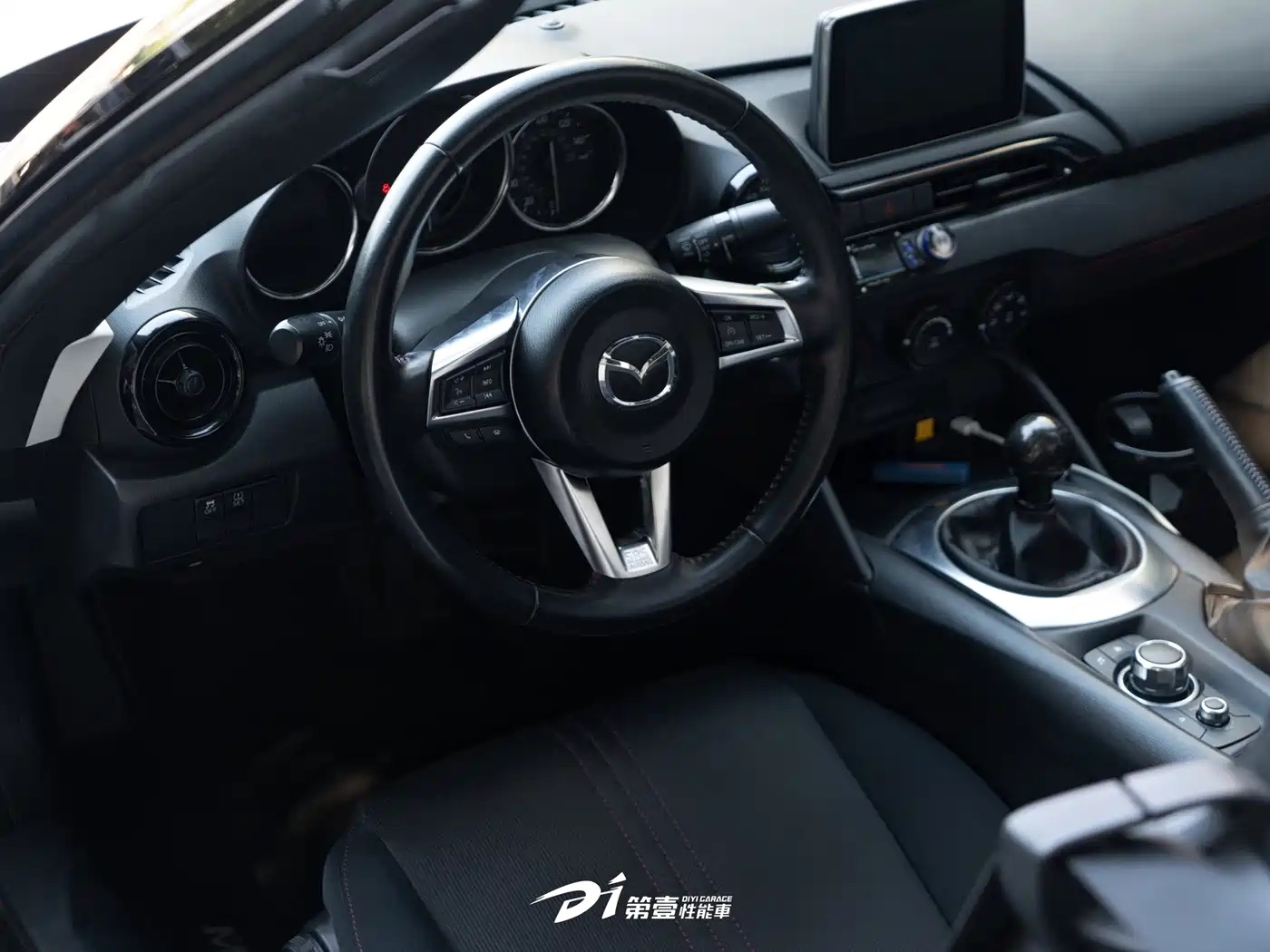 Mazda MX-5 2017 2018 2.0L RF Pearl White