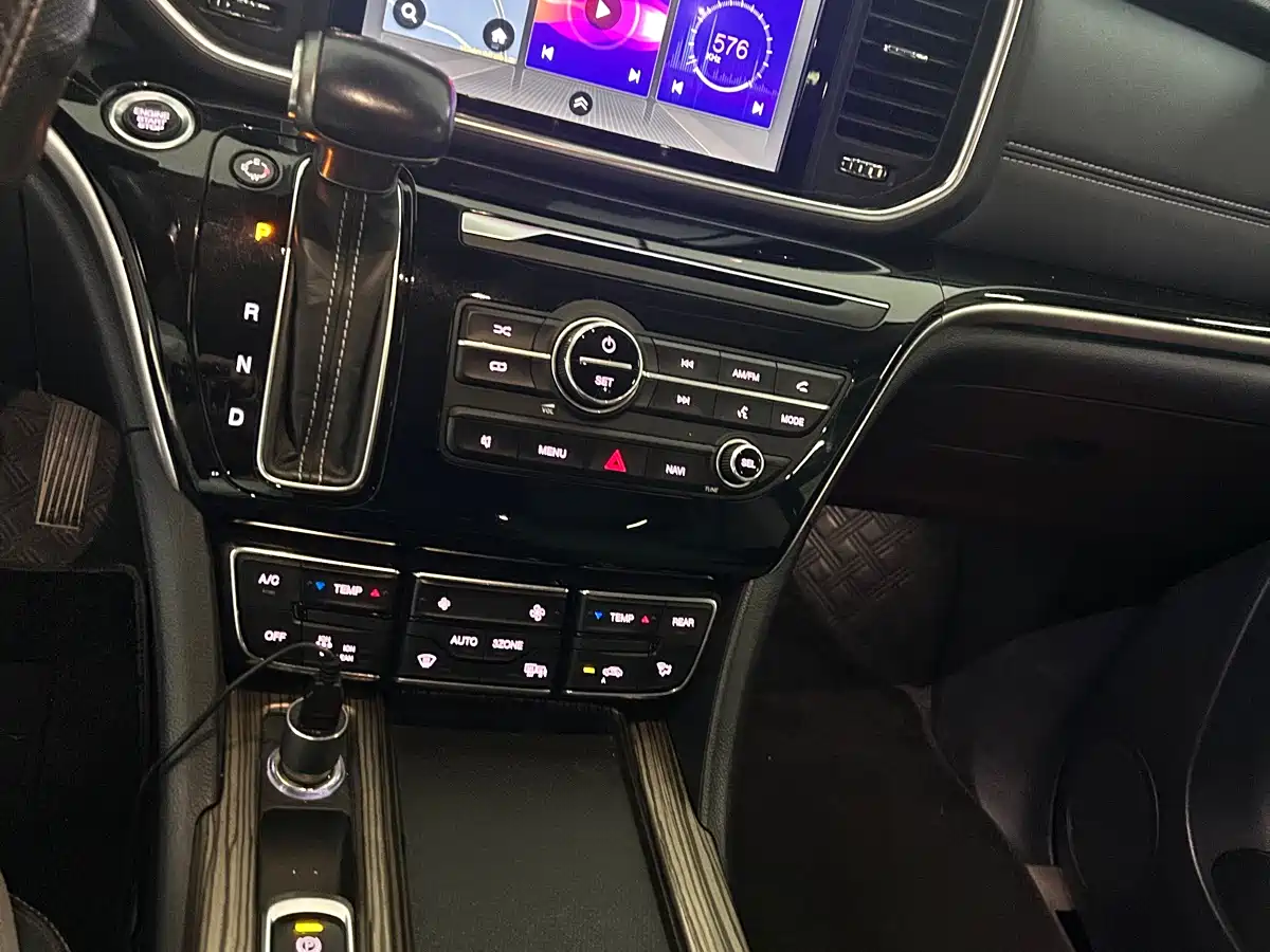 GAC Trumpchi Trumpchi M8 2020 Pilot 390T Prestige Edition фото 20