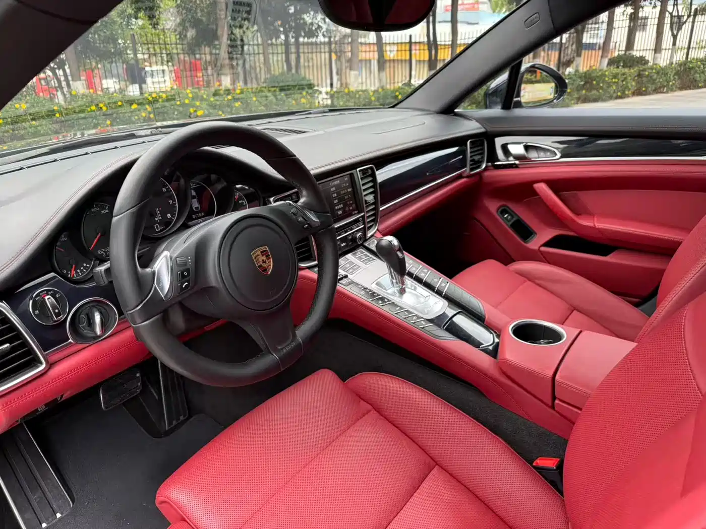 Porsche Panamera 2016 Panamera Executive Edition 3.0T фото 7
