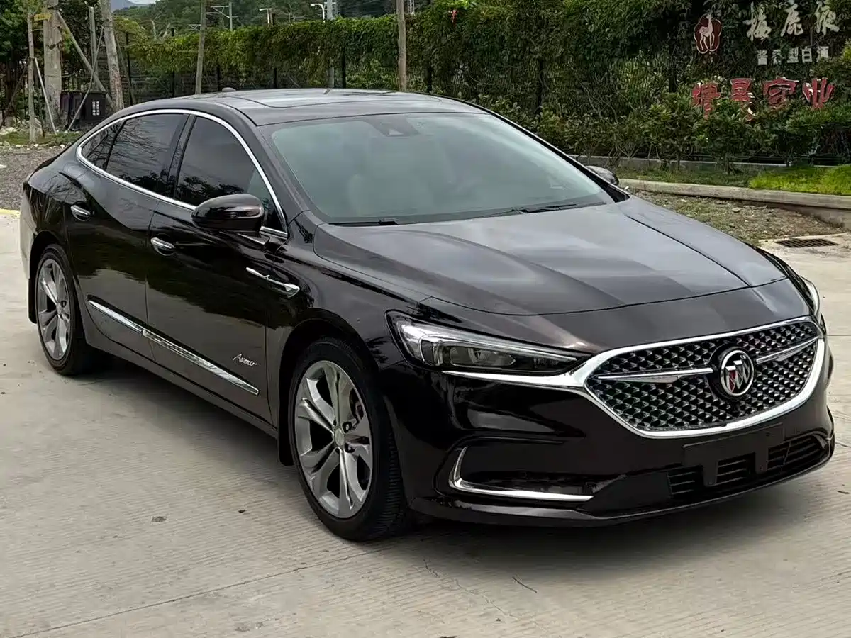 Buick LaCrosse 2022 Avenir First Edition