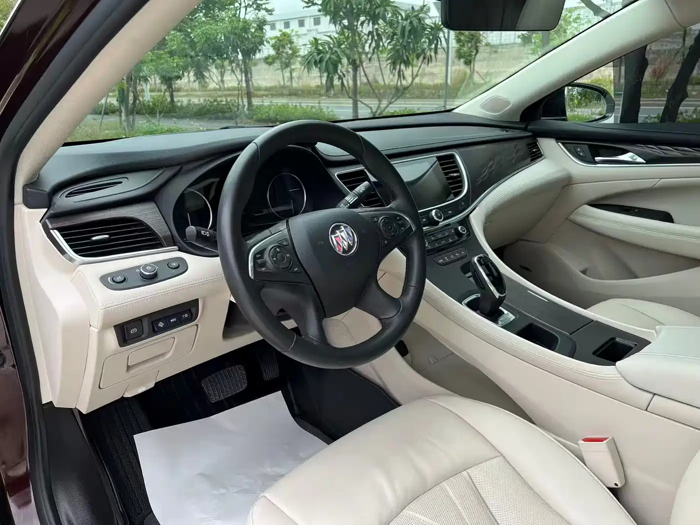 Buick LaCrosse 2022 Avenir First Edition фото 18