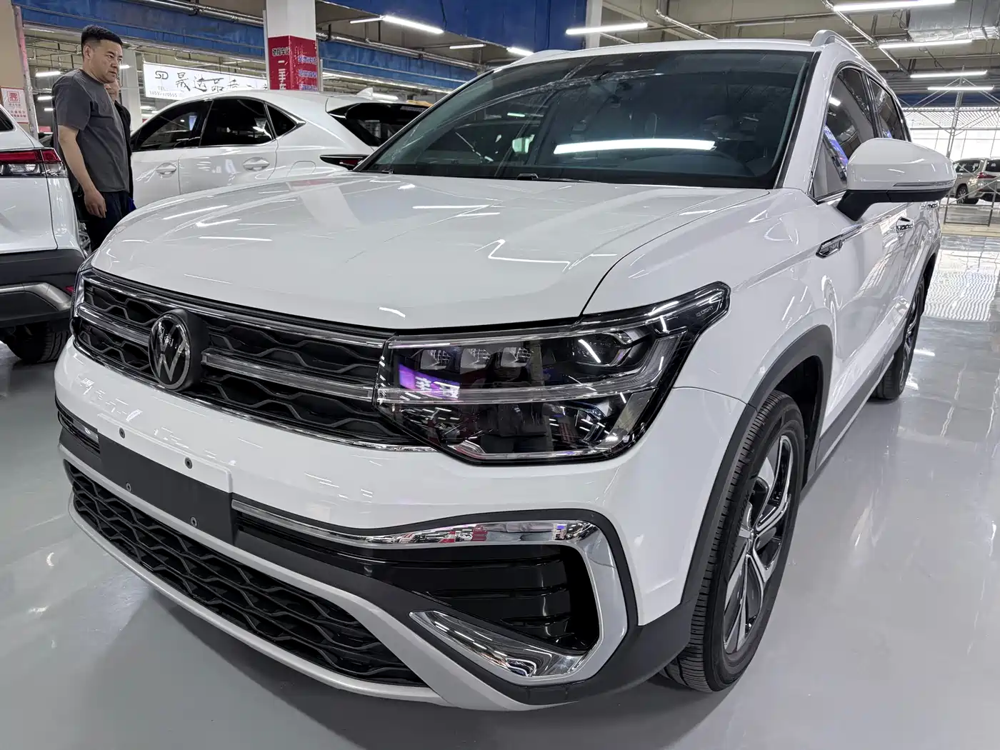 Volkswagen Tharu 2023 300TSI 2WD Moon Premium Edition