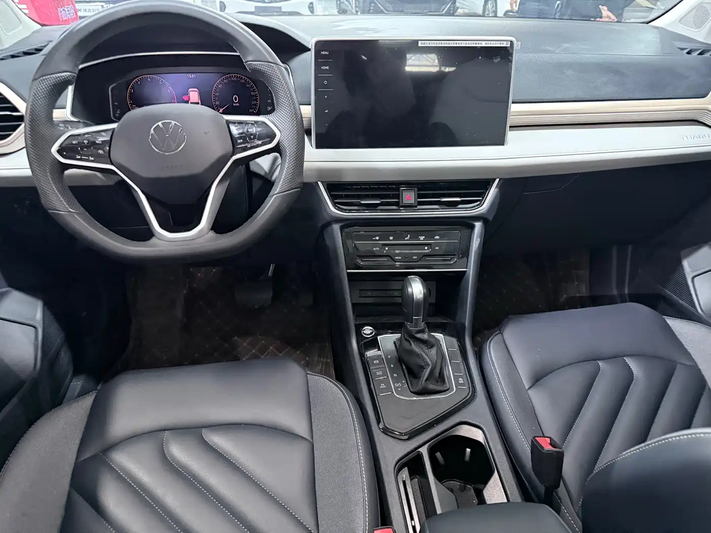 Volkswagen Tharu 2023 300TSI 2WD Moon Premium Edition фото 12