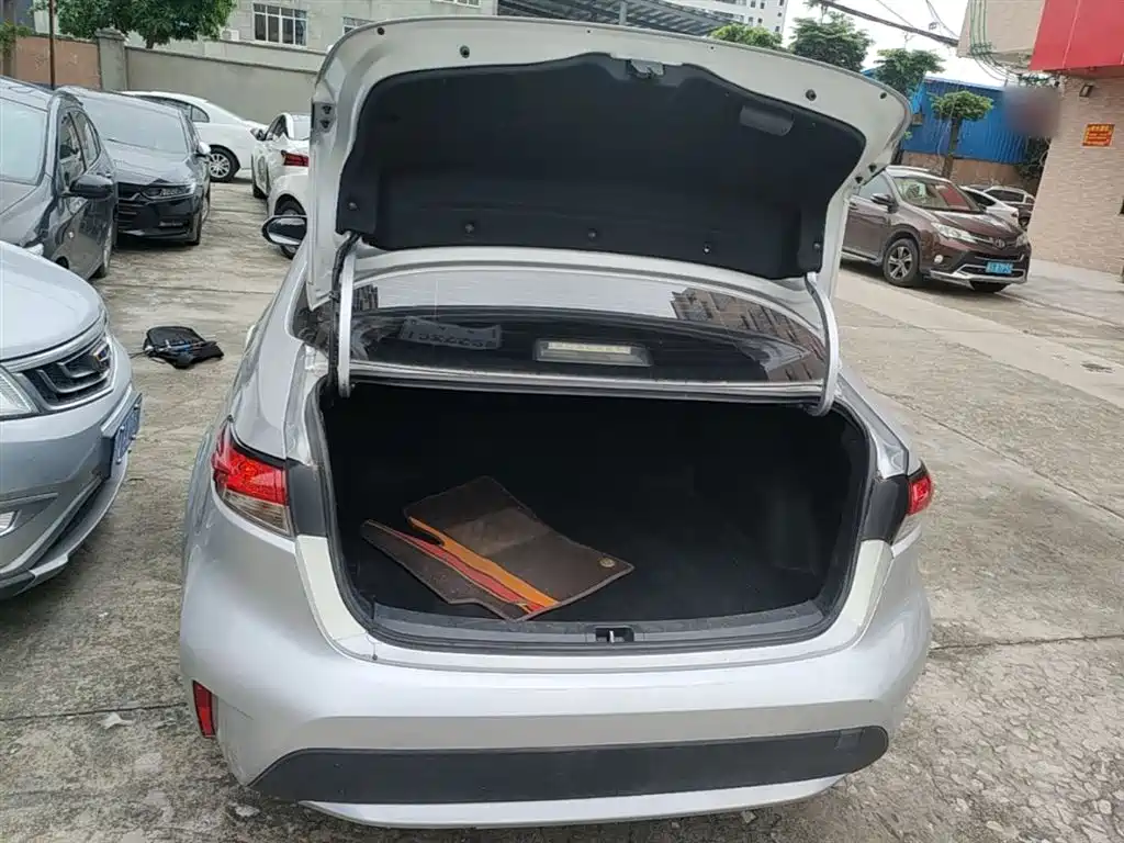 Toyota Levin 2019 185T CVT Entry Edition China VI фото 19