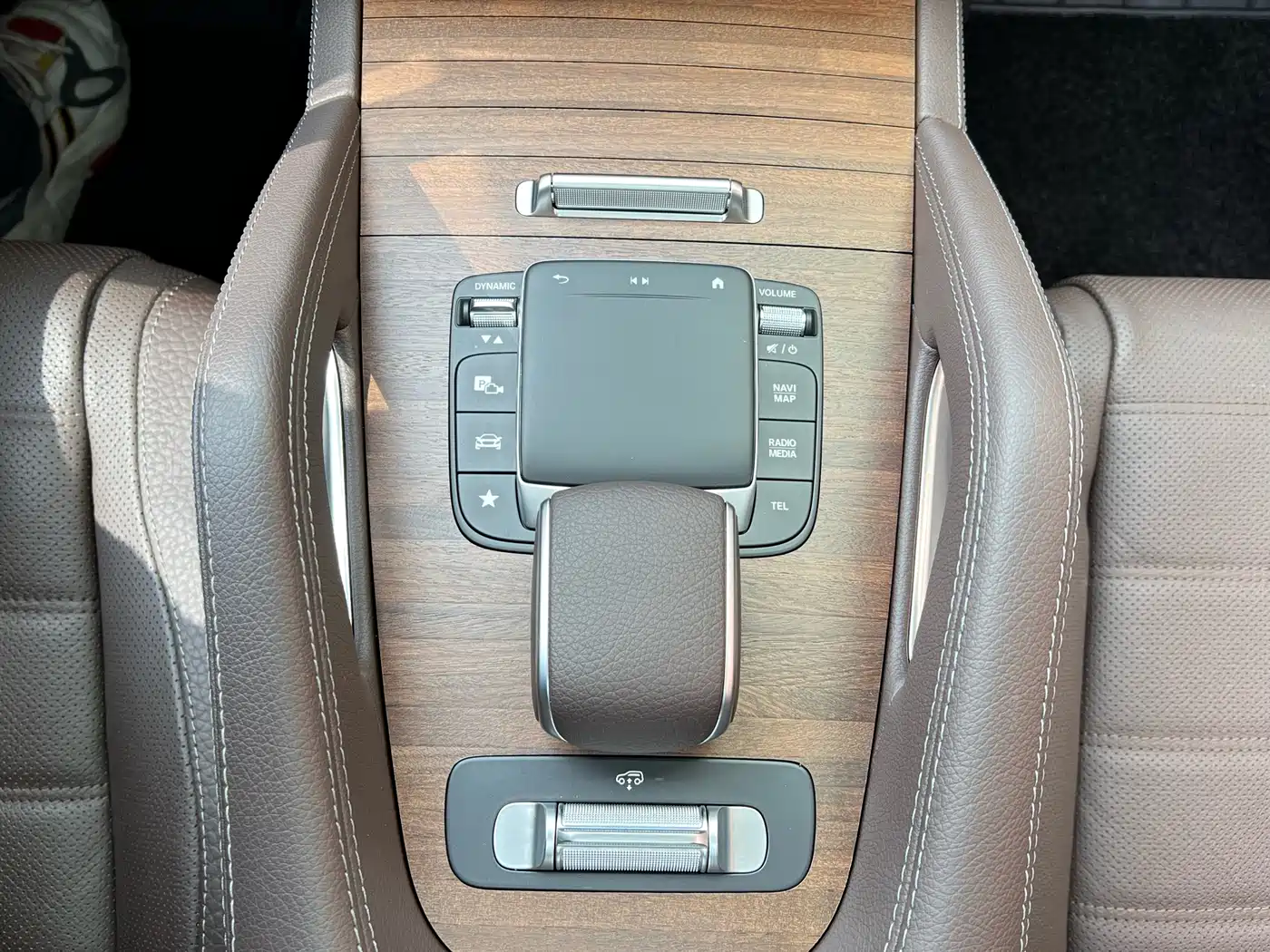 Mercedes-Benz GLS 2022 Facelift GLS 450 4MATIC Luxury фото 10