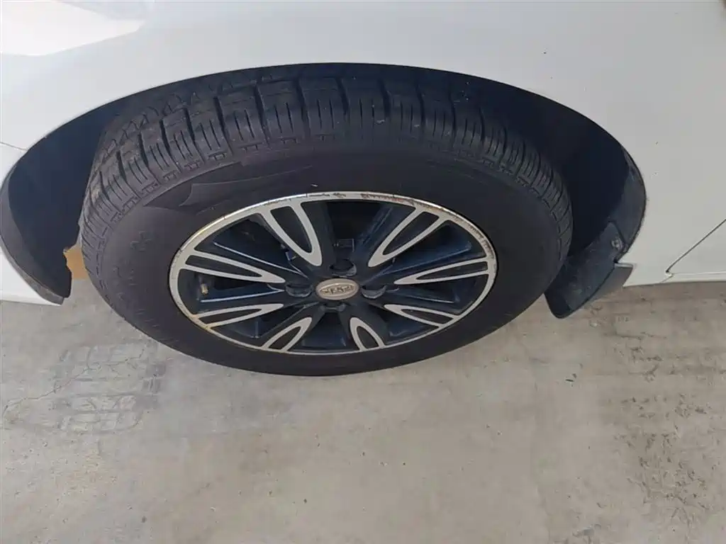 BYD F3 2016 1.5L Automatic Luxury фото 23
