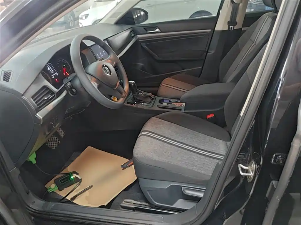 Volkswagen Lavida 2019 1.5L Automatic Trend Edition China VI фото 15