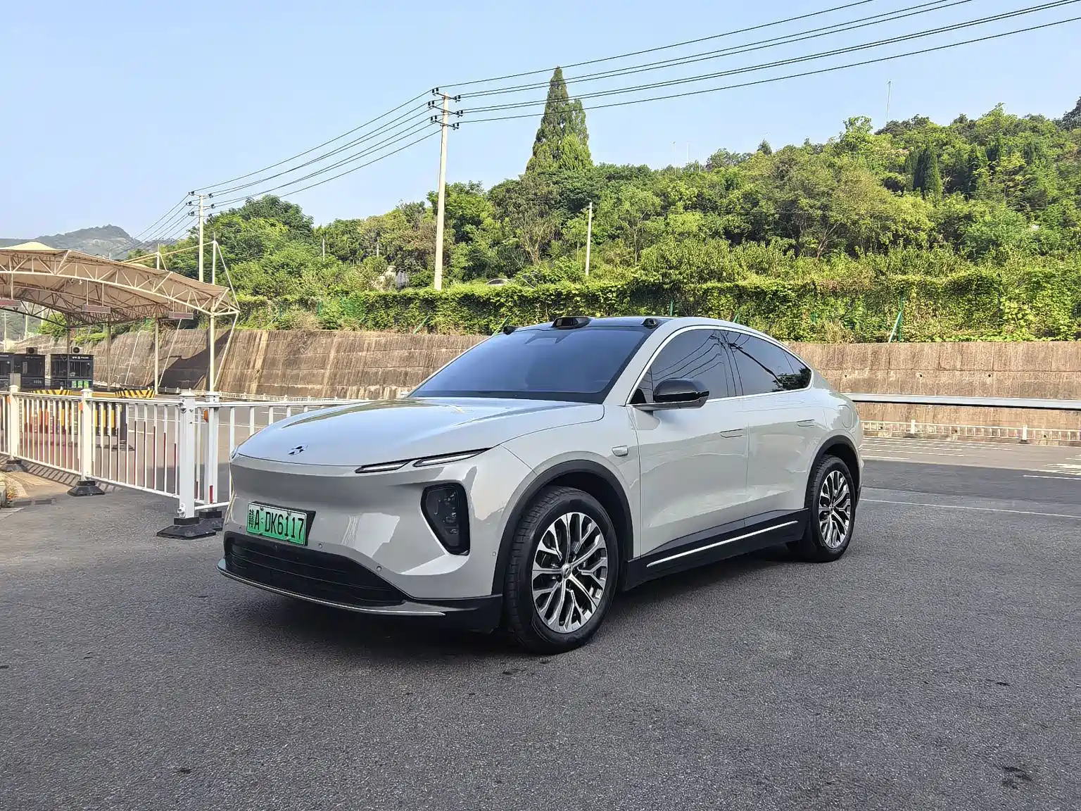 Фото 1 - NIO EC6