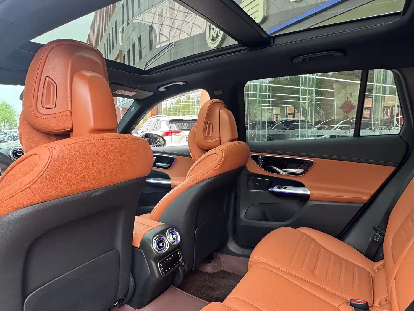 MERCEDES-BENZ GLC