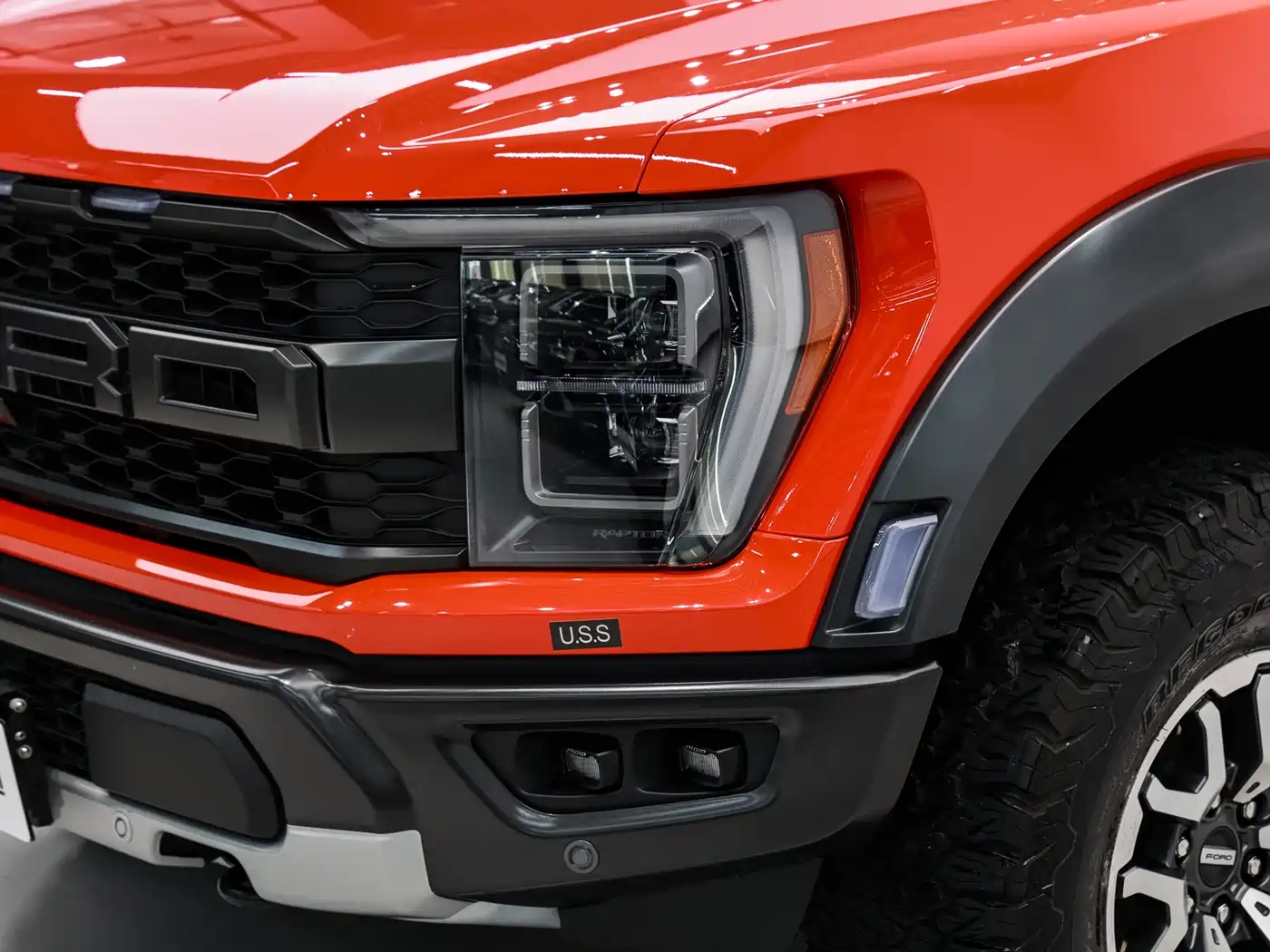 FORD F-150 RAPTOR
