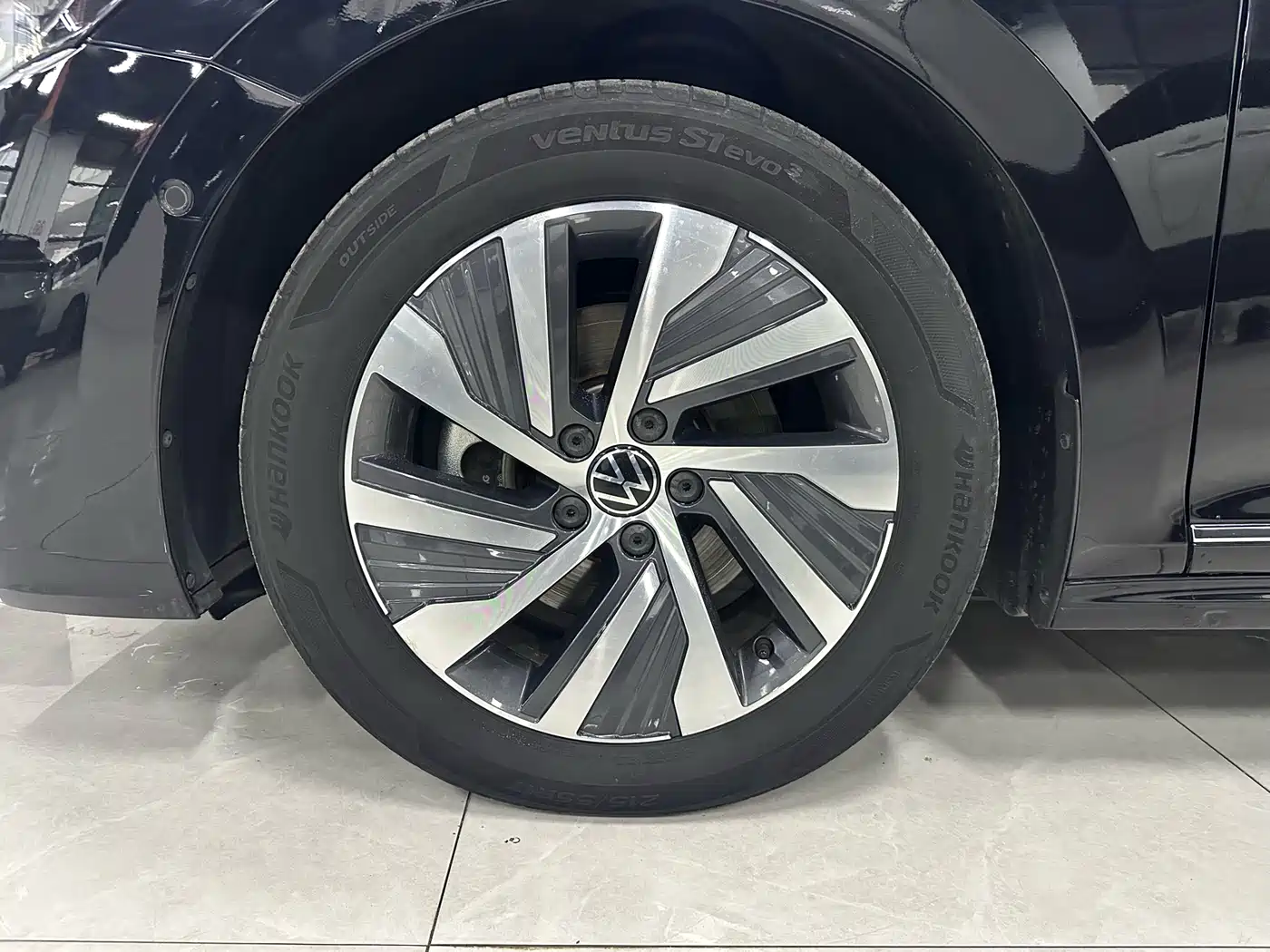 Volkswagen Passat New Energy 2022 430PHEV Hybrid Luxury Edition фото 21