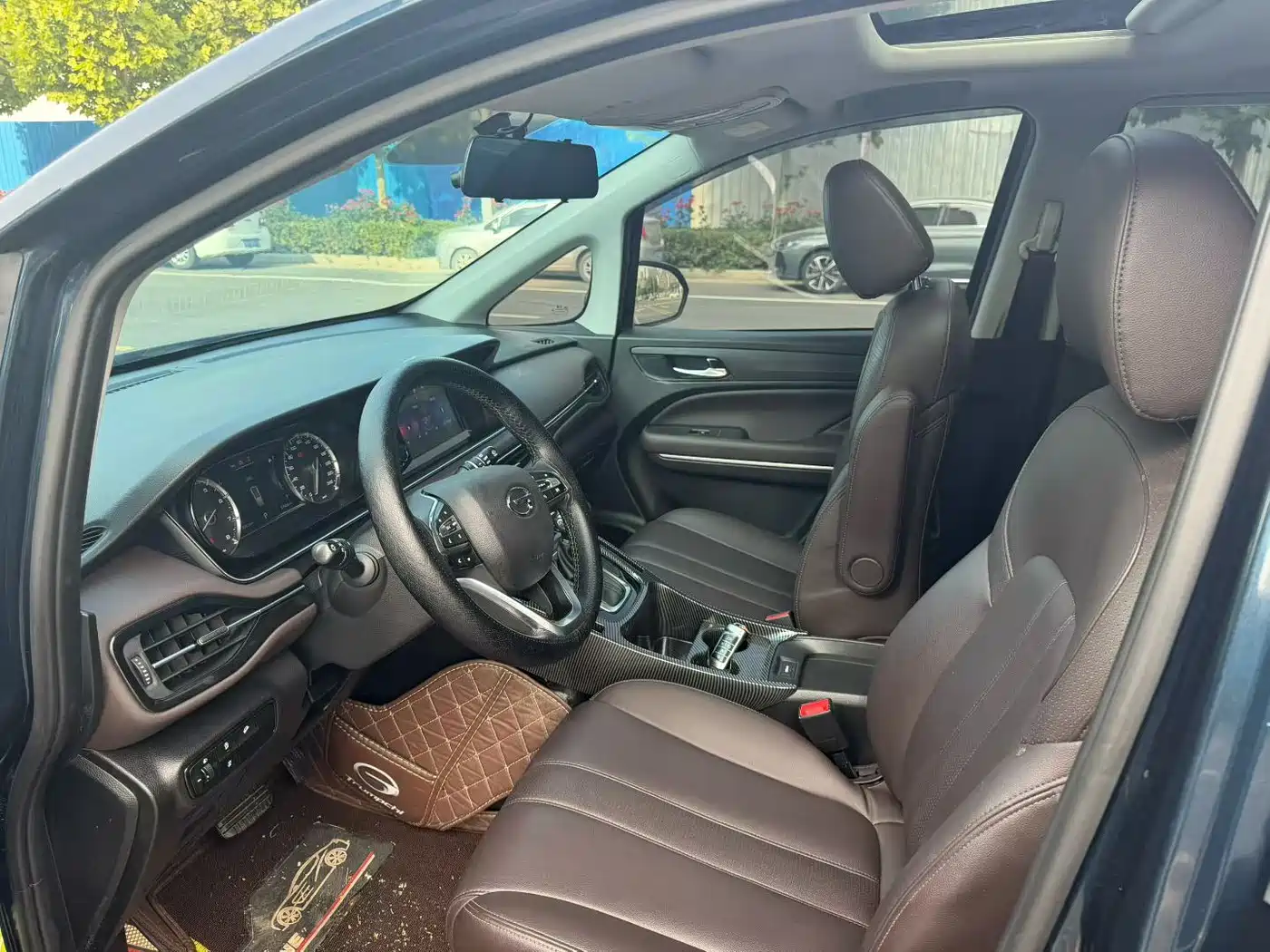 GAC Trumpchi Trumpchi M6 2019 270T Automatic Luxury (6-seater) China V фото 4