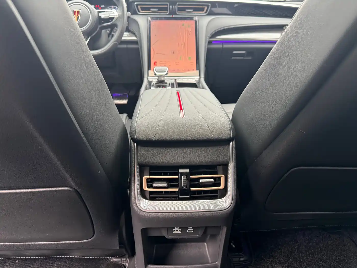 Hongqi H6 2023 2.0T Premium Edition фото 20