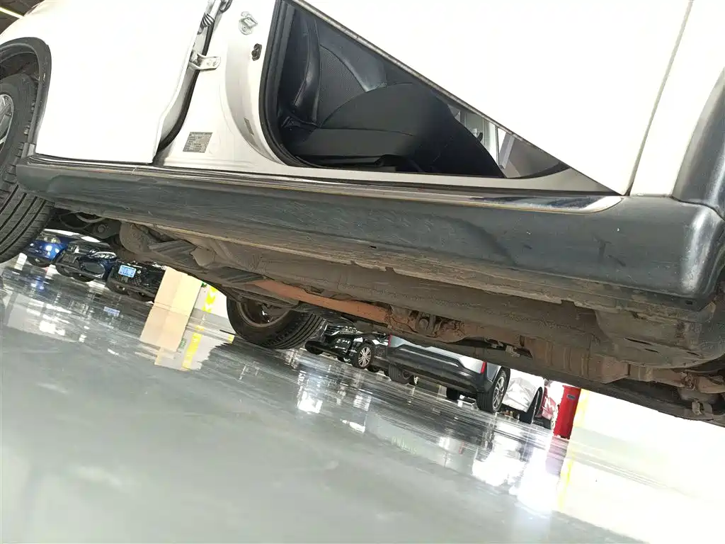 Peugeot 4008 (Import) 2013 2.0L 4WD Fashion фото 19