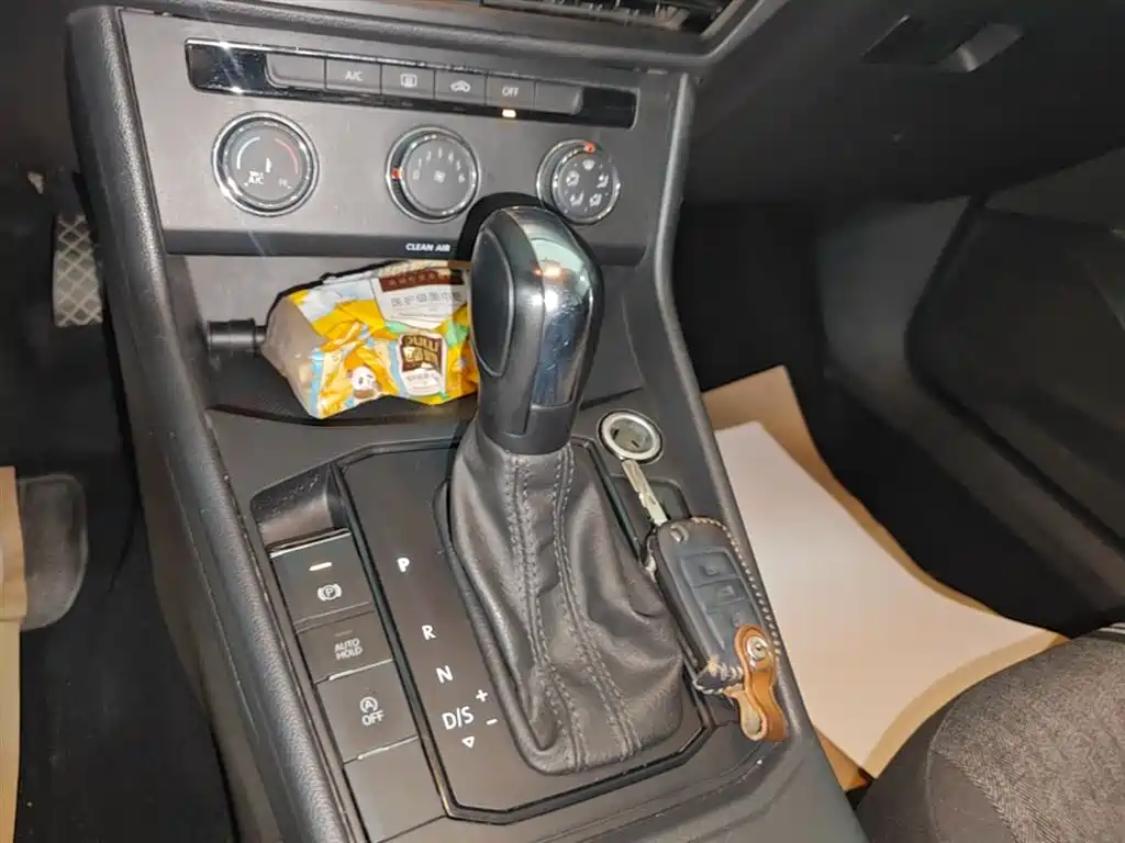 Volkswagen Lavida 2019 1.5L Automatic Trend Edition China VI фото 14