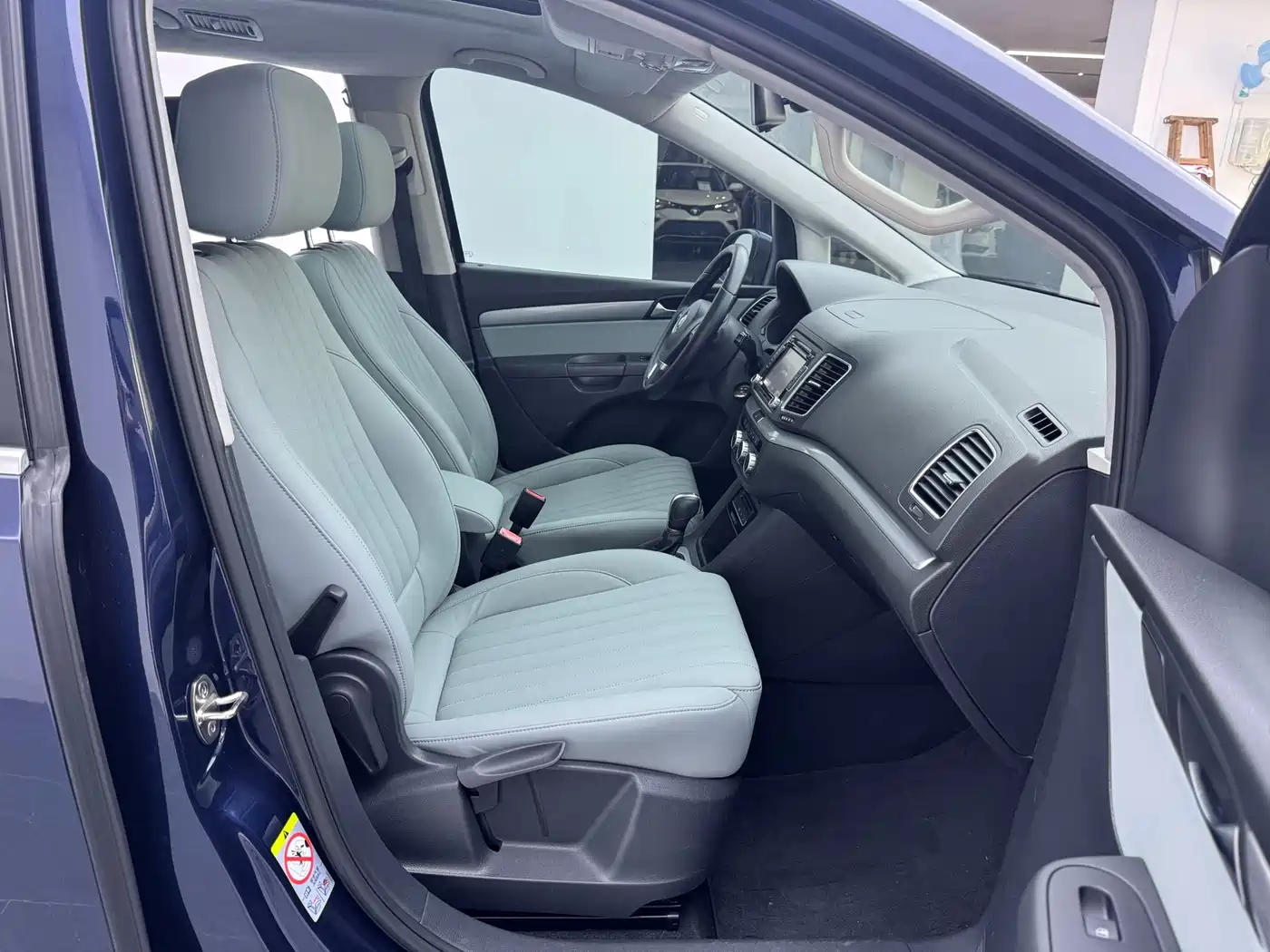 Volkswagen Sharan 2015 2014 2.0TSI Standard