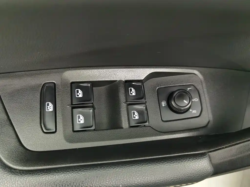 Volkswagen Lavida, миниатюра 9