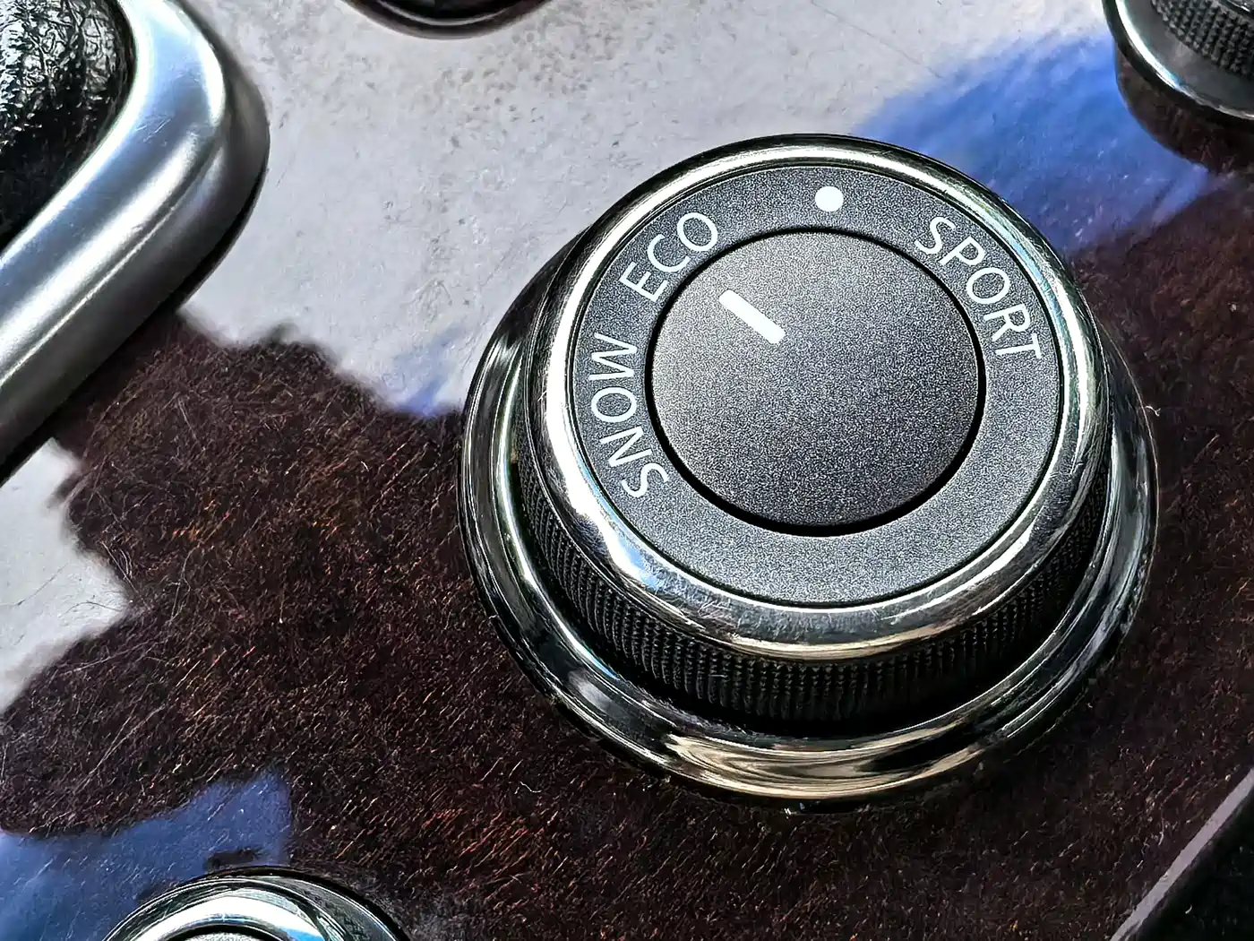 Infiniti Q70 2015 Q70L 2.5L Enjoyment Edition фото 56