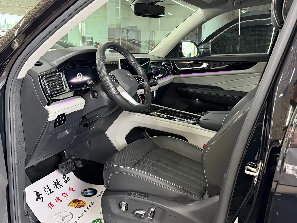 Volkswagen Teramont 2021 380TSI 4WD Premium Luxury Edition фото 4
