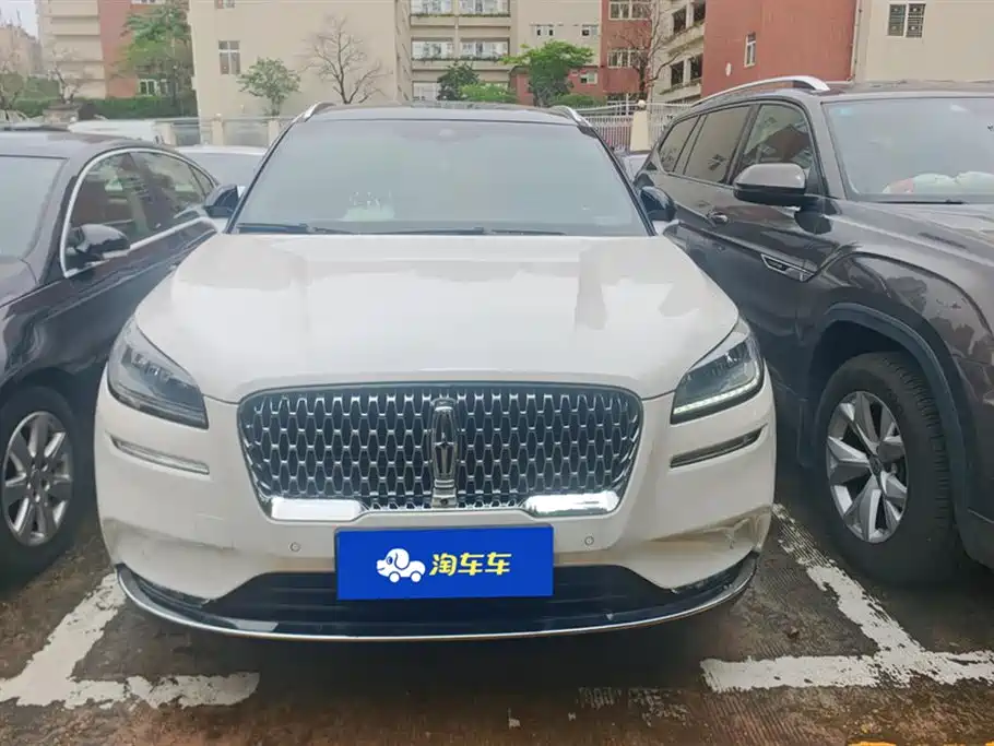 LINCOLN ADVENTURER