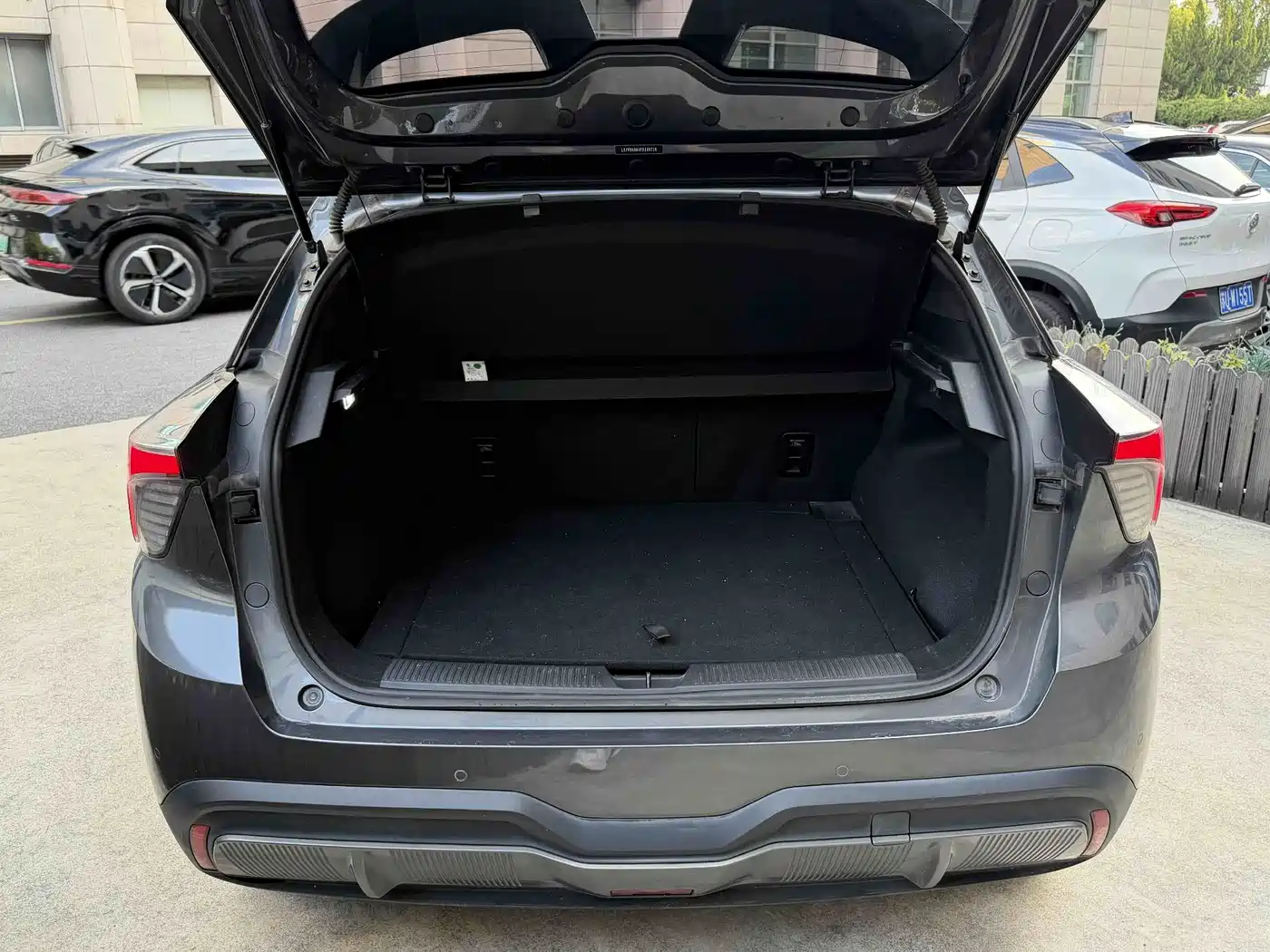 MG MG4 EV 2023 2022 425km Luxury Edition