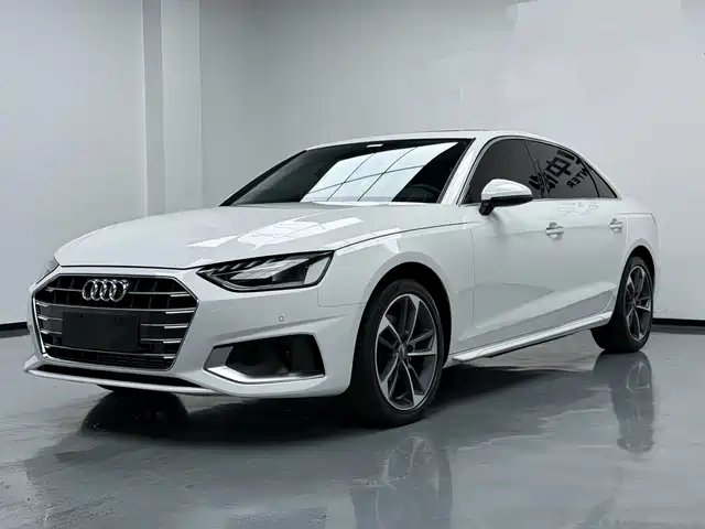 Audi A4L 2020