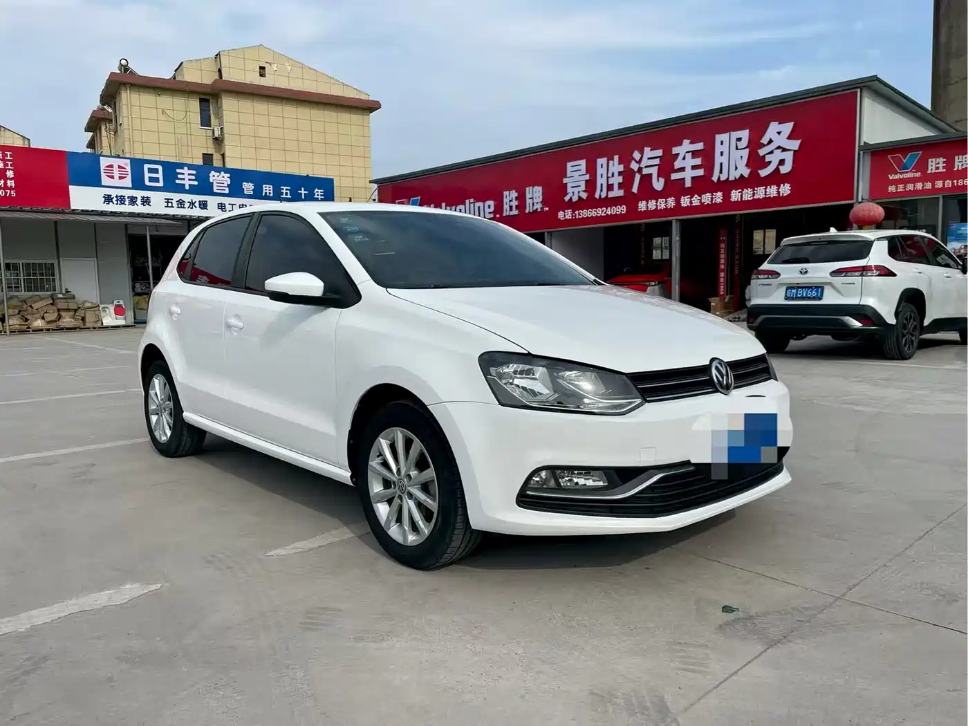 Volkswagen Polo 2016 1.6L Automatic Luxury фото 3