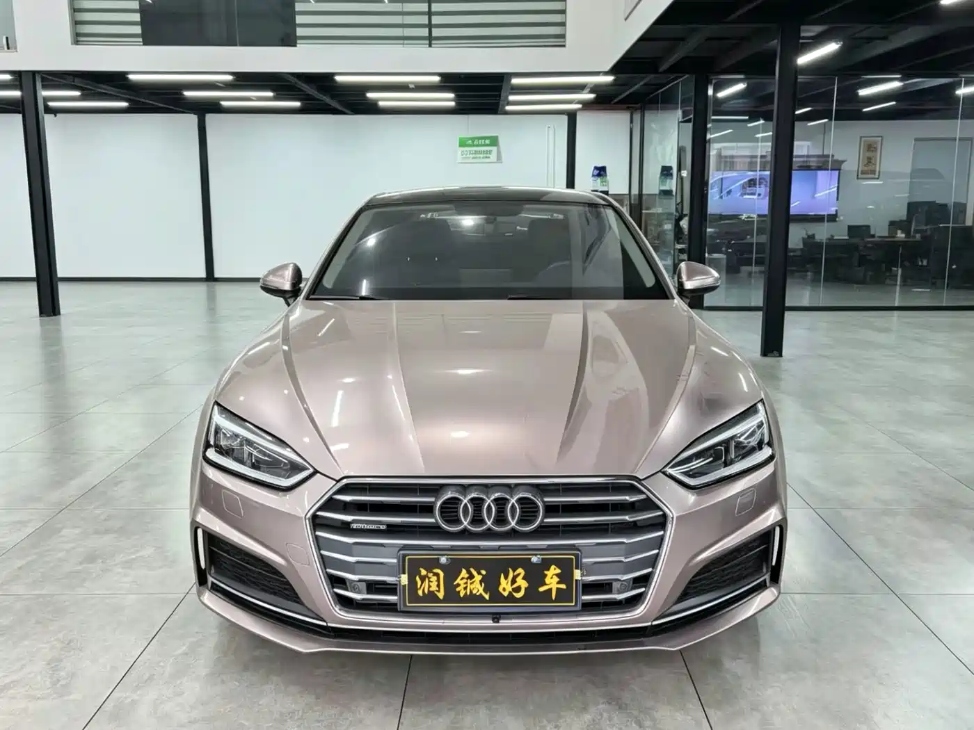 Фото 2 - Audi A5 (Import)