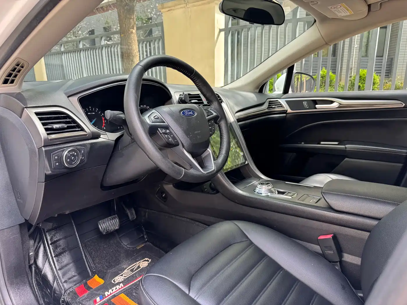 FORD MONDEO