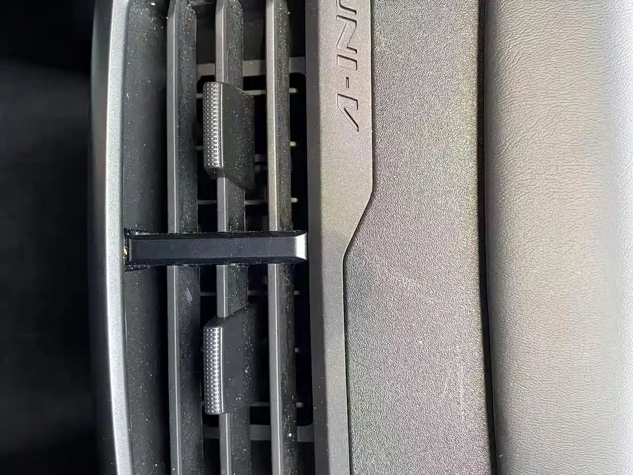 Changan UNI-V 2025 2025 1.5T 500Bar Premium Model