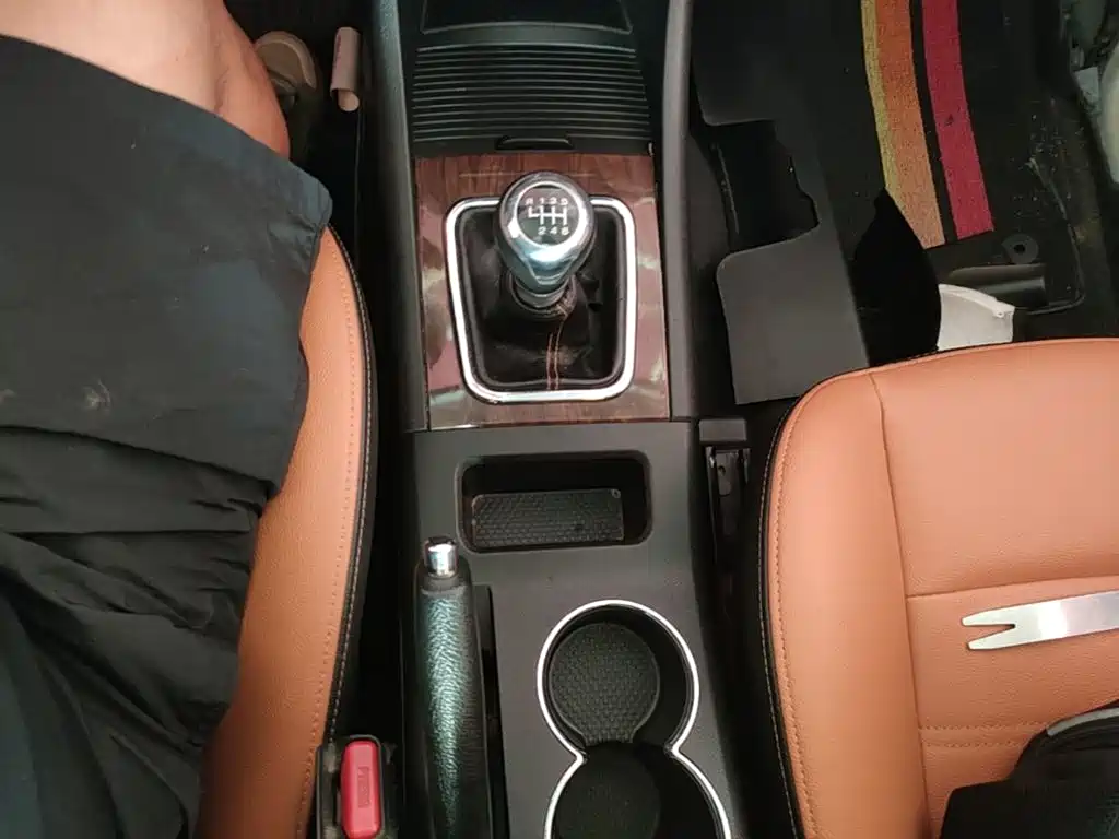 BAIC Weiwang S50 2017 2016 1.5T Manual Joy Elite