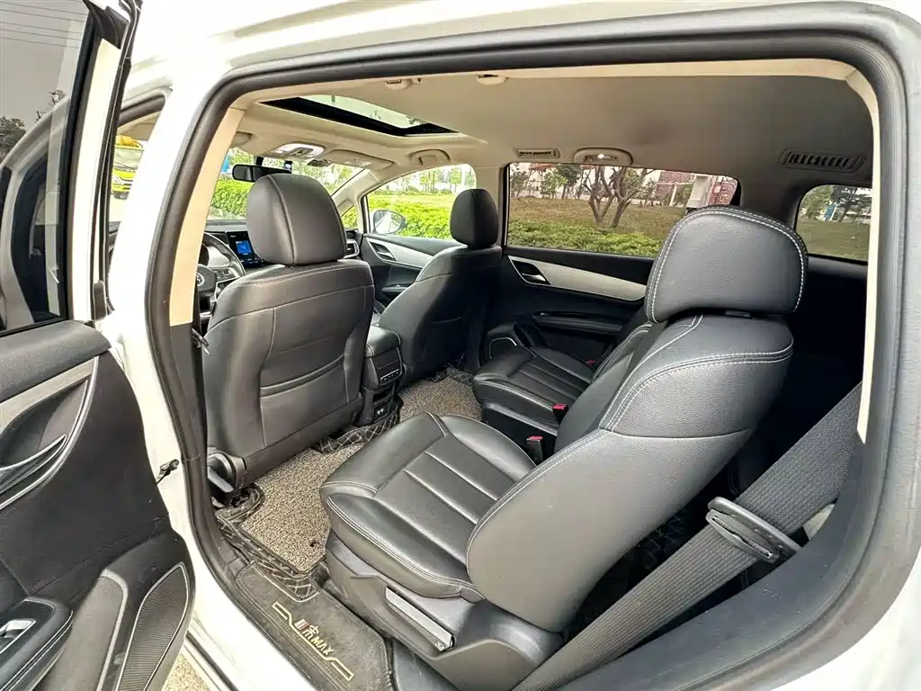 BYD Song MAX 2021 Upgrade 1.5T Automatic Luxury Edition 6-Seater фото 10
