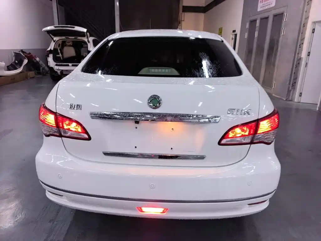 Dongfeng Junfeng E11K 2020 2019 Standard Edition