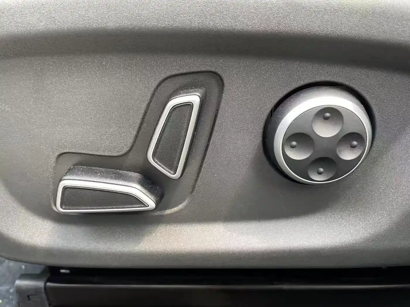 Changan UNI-V 2025 2025 1.5T 500Bar Premium Model