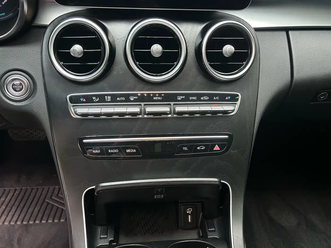 Mercedes-Benz C-Class 2020 Facelift C 260 L Sport фото 14