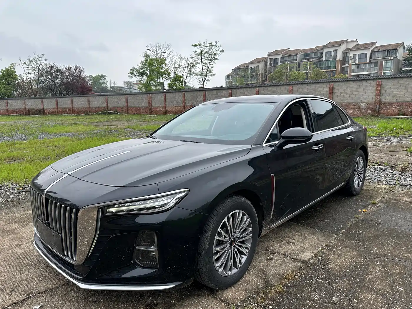 Hongqi H5 2023 1.5T DCT Smart Connect Joy Edition фото 3