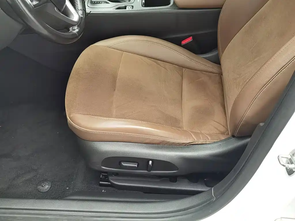 Фото 20 - Buick Regal