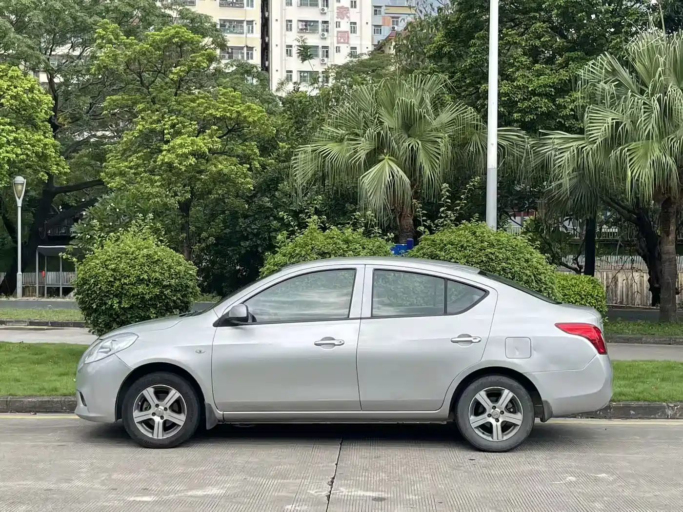 Nissan Sunny 2013 2011 1.5XE CVT Comfort Edition