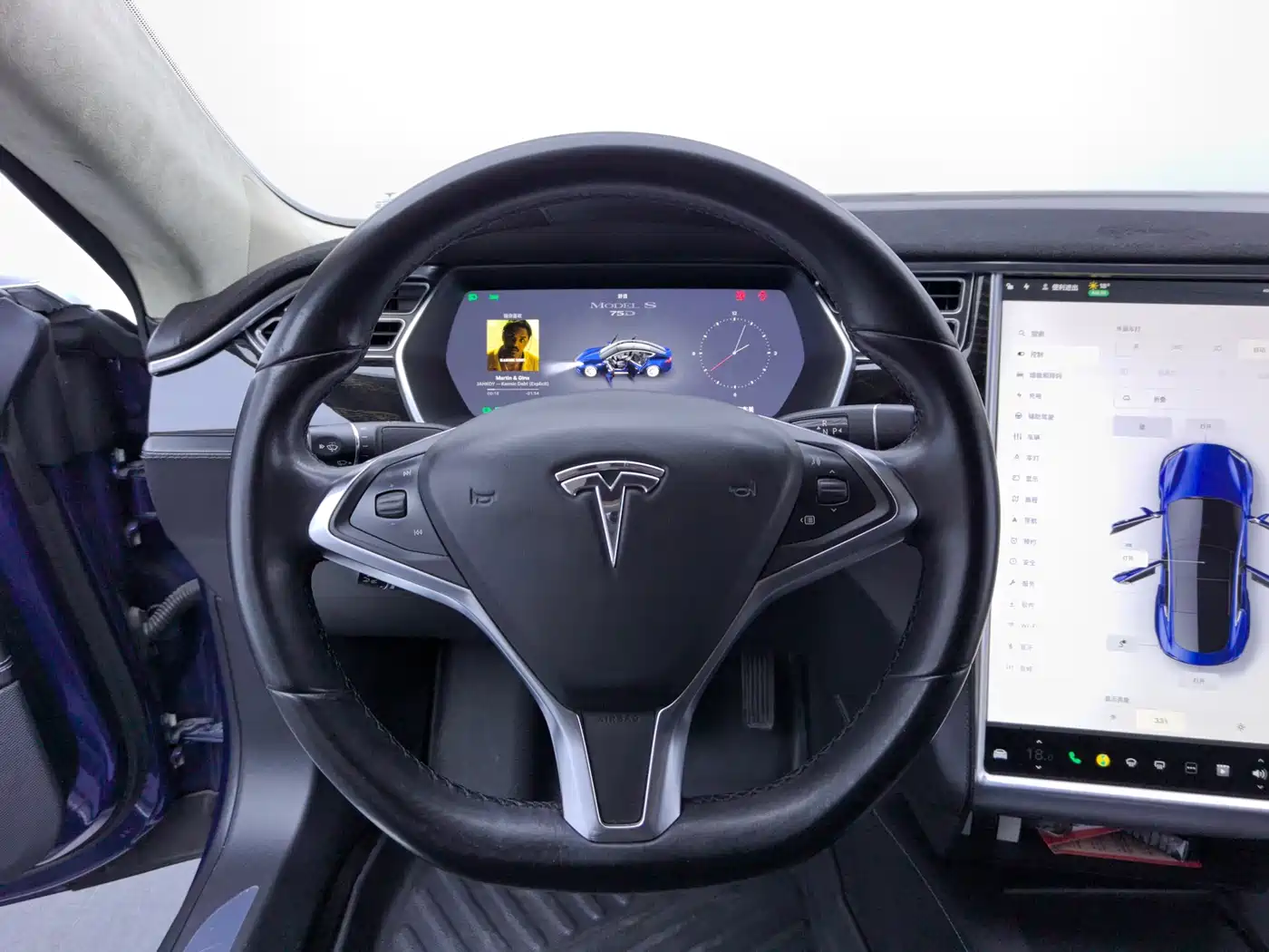 TESLA MODEL S