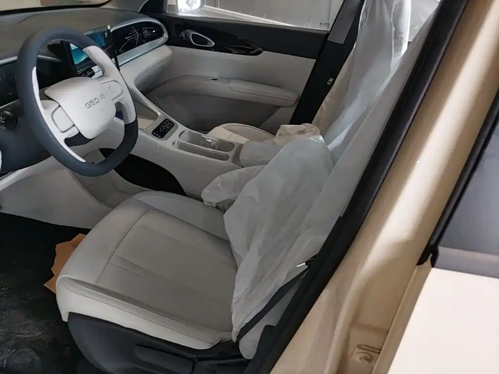 Geely Galaxy Starry Wish 2026 Edition 310km Youth Version фото 15
