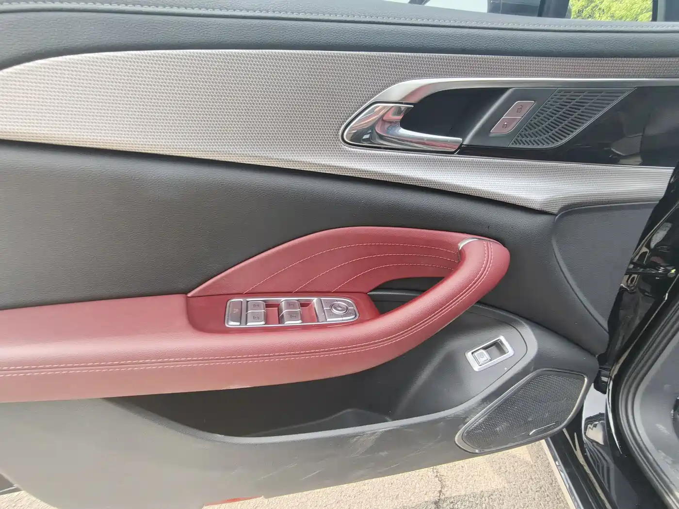 Hongqi H5 2023 1.5T DCT Smart Connect Joy Edition фото 11