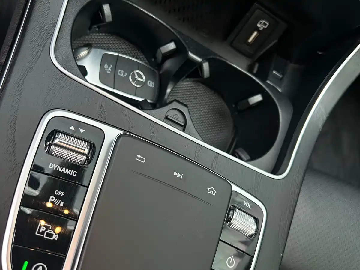 Mercedes-Benz C-Class 2020 Facelift C 260 L Sport фото 11