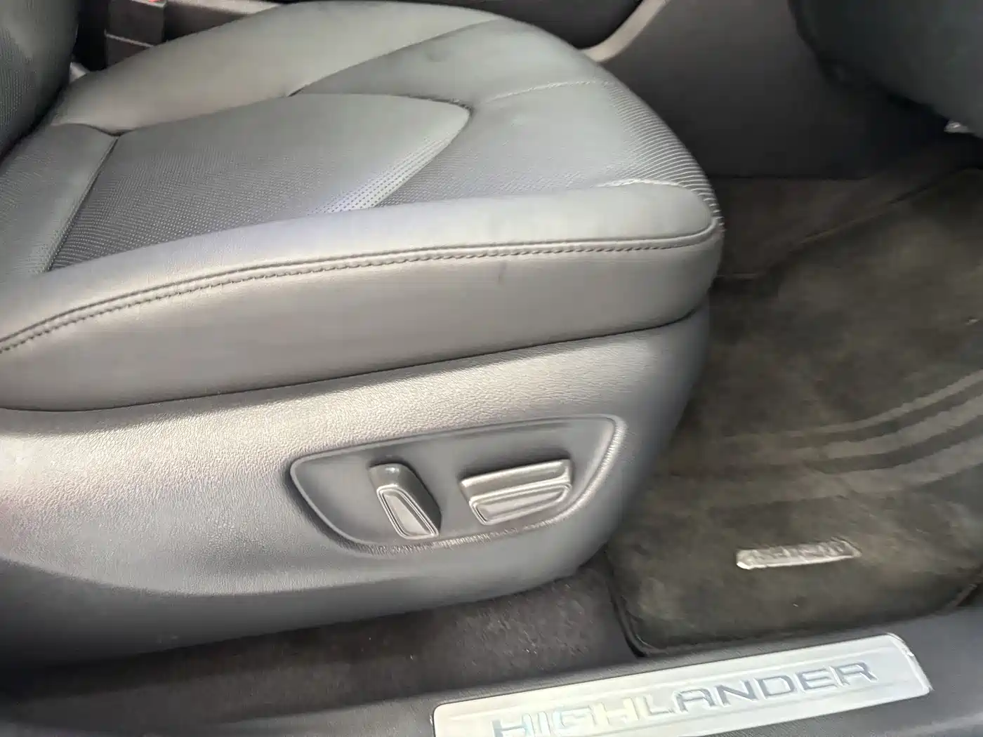 Toyota Highlander 2024 2024 2.5L Smart Hybrid 4WD Premium 7-seater