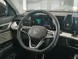 صورة 14 - Volkswagen Talagon