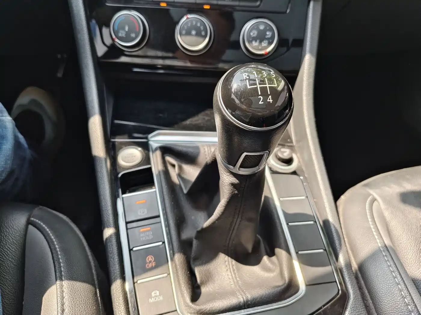Volkswagen Sagitar 2019 200TSI Manual Comfort Edition China VI фото 17
