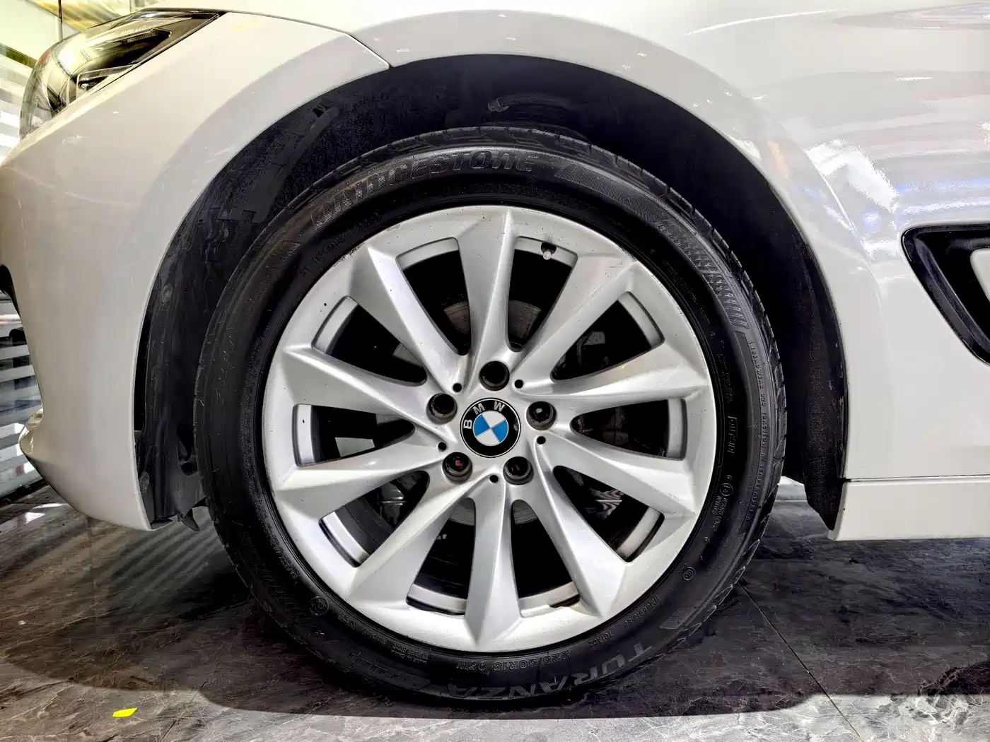 BMW 3 Series GT 2019 320i Fashion Model фото 7