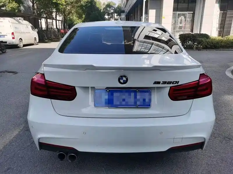 BMW 3 Series 2017 320Li Fashion фото 13