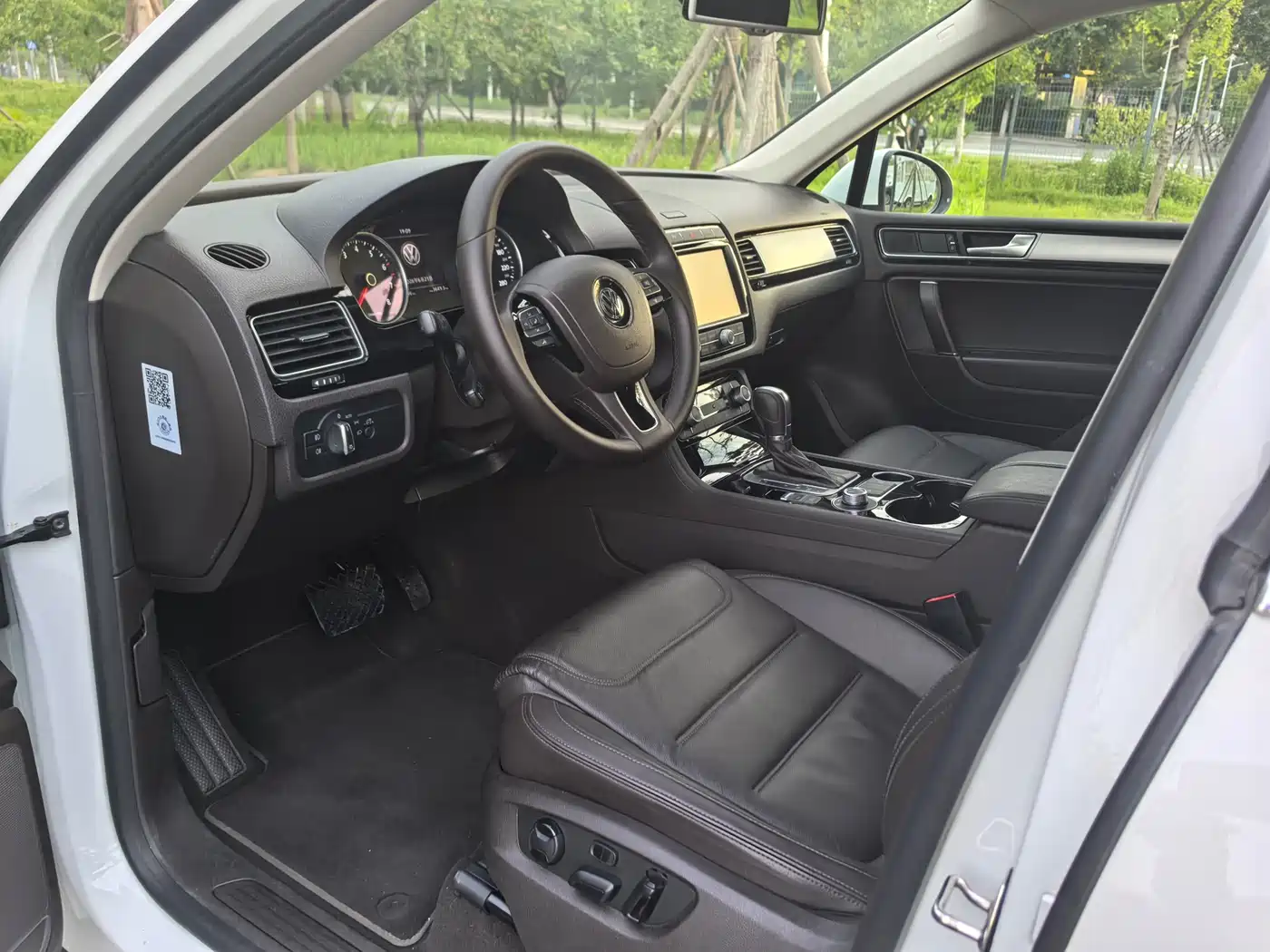 Volkswagen Touareg 2016 2016 3.0TSI Glamour Edition